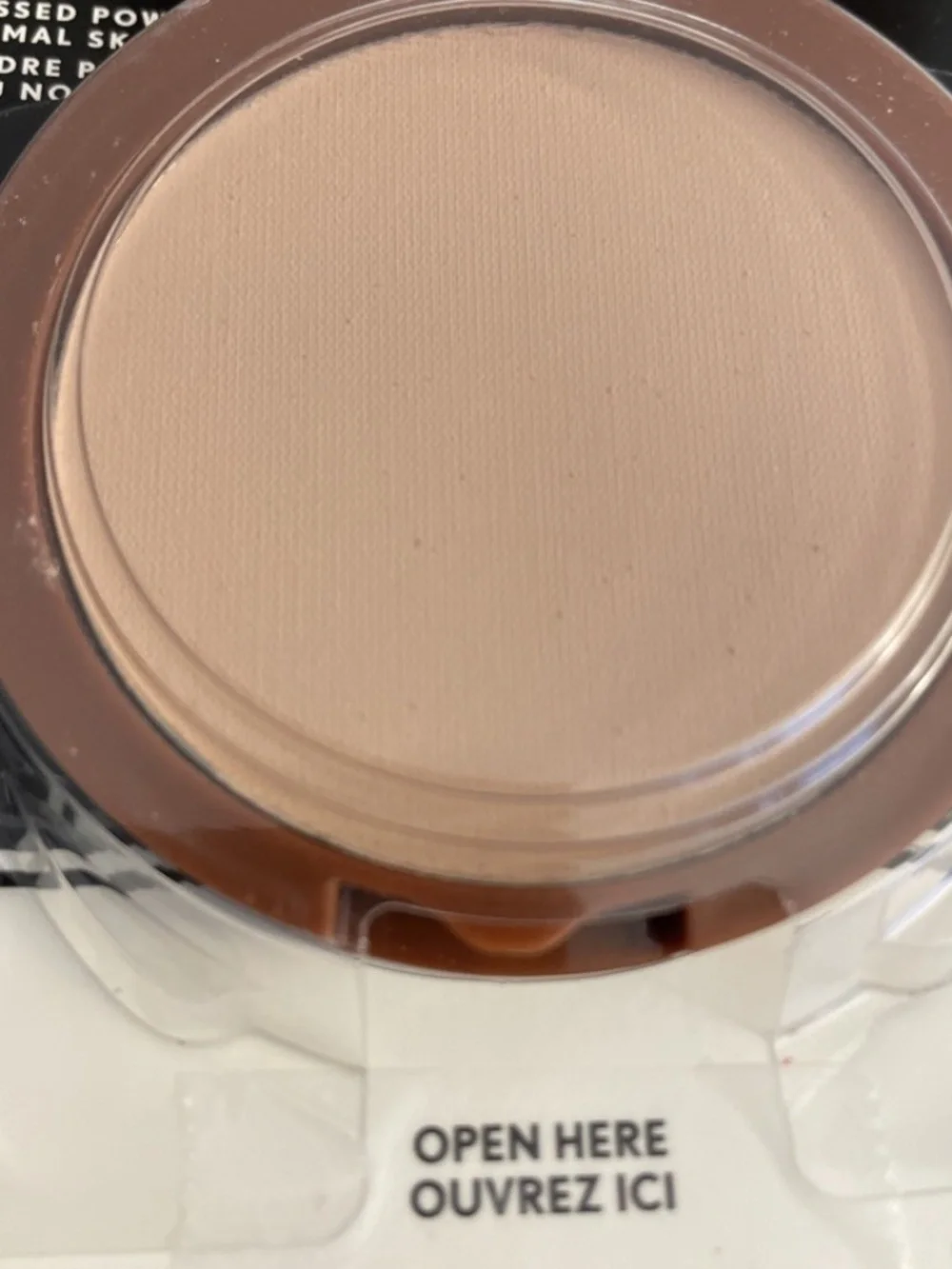COVERGIRL Clean Pressed Powder 150 CREAMY BEIGE Original Talc x4